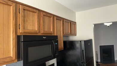 3819 Davis Pl NW in Washington, DC - Building Photo - Building Photo