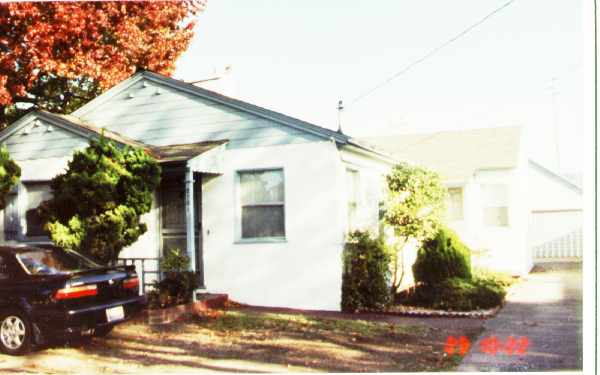 2701-2703 Fernside Blvd in Alameda, CA - Building Photo