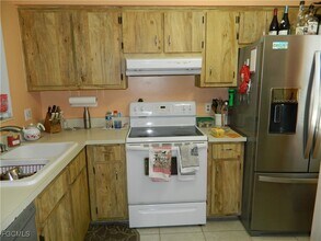 9339 Lennex Ln in Ft. Myers, FL - Building Photo - Building Photo