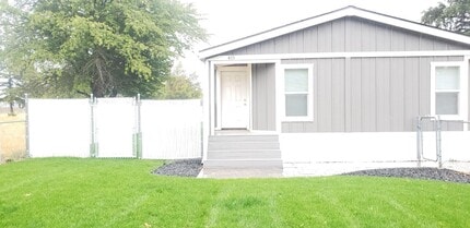 415 S Chronicle Rd in Spokane Valley, WA - Building Photo - Building Photo