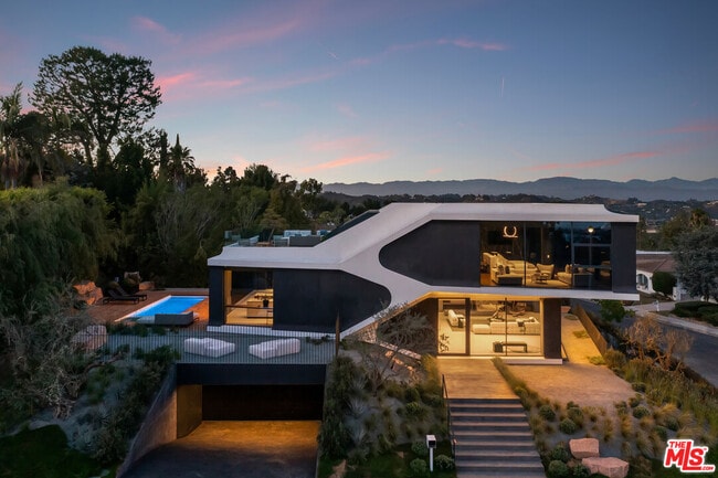 property at 1254 Roberto Ln
