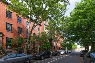 251 Kane St in Brooklyn, NY - Building Photo - Building Photo