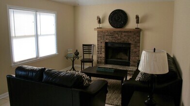 1945 Westpark Dr in Columbus, GA - Building Photo - Building Photo