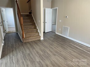 918 Faye St in Statesville, NC - Building Photo - Building Photo