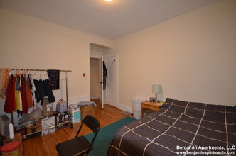 135 Washington St, Unit 5 in Boston, MA - Building Photo - Building Photo
