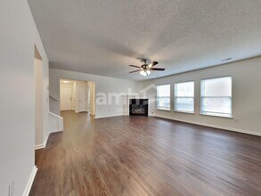 3028 Crusades St, Unit 4101 in Ladson, SC - Foto de edificio - Building Photo