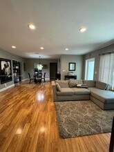 15110 NE 9th Ct in North Miami Beach, FL - Building Photo - Building Photo