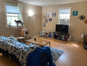3004 Douglasdale Rd, Unit 1 in Richmond, VA - Building Photo - Building Photo