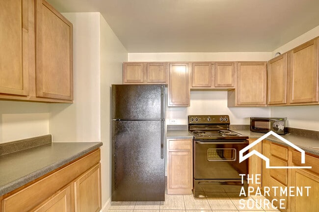 property at 1000 N La Salle Dr