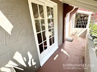 1237 Havenhurst Dr in West Hollywood, CA - Building Photo - Building Photo