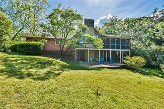 935 Powderbag Creek Rd in Hartwell, GA - Building Photo - Building Photo