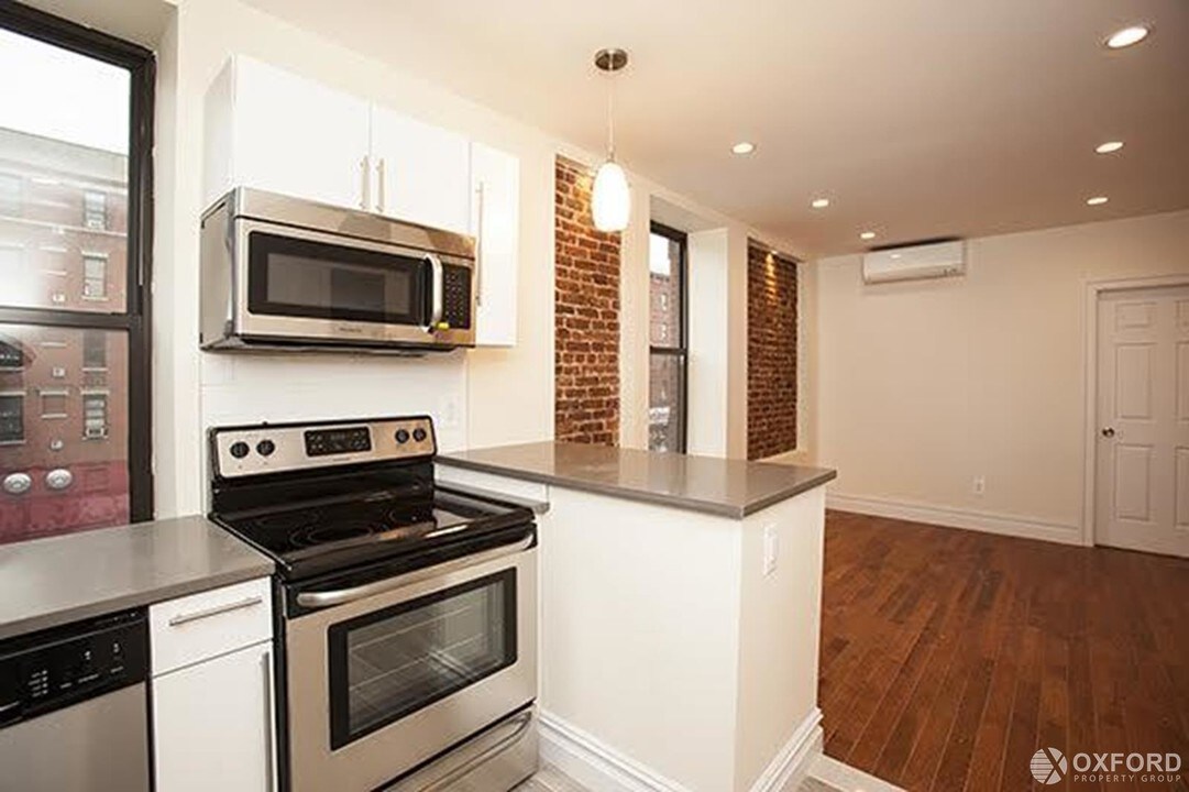 941 Columbus Ave-Unit -3-B in New York, NY - Building Photo