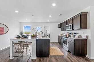 305 Foliage St in Decatur, AR - Building Photo - Building Photo