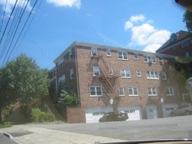 180 Brook St Apartments