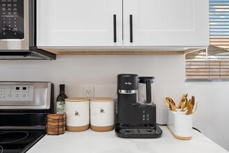 5233 N 23rd Ave, Unit SI ID1244339P in Phoenix, AZ - Foto de edificio - Building Photo