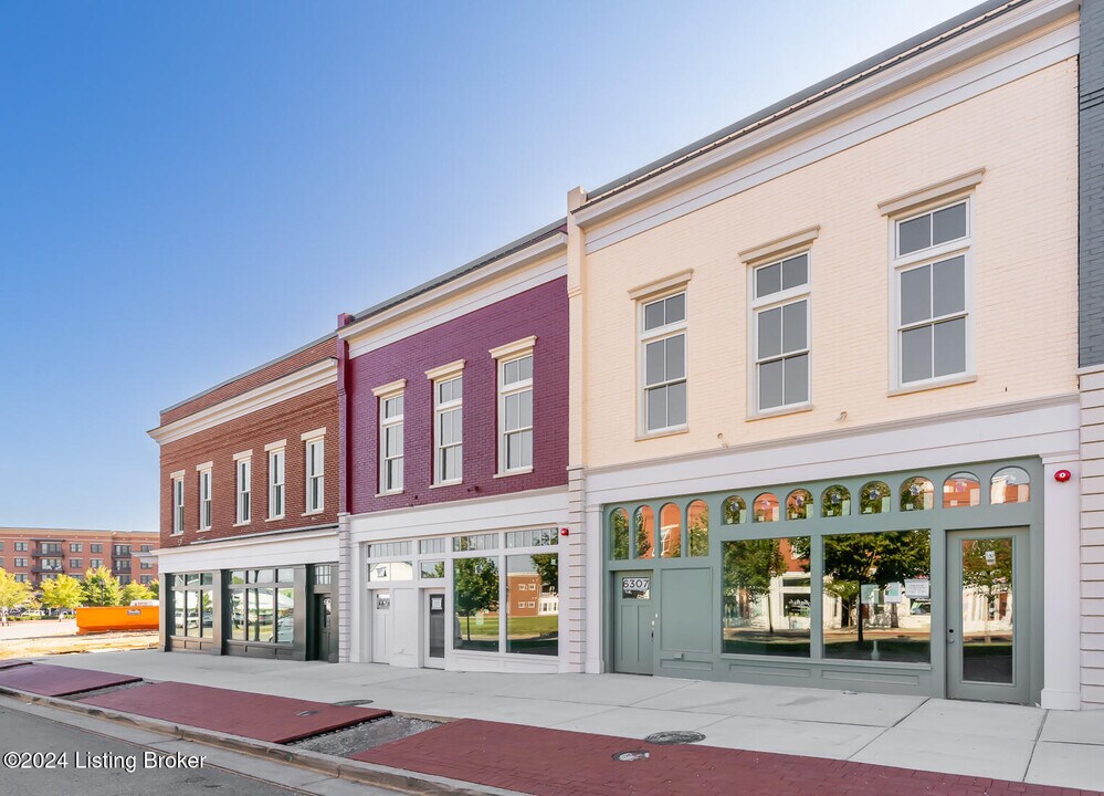 6307 Meeting St in Prospect, KY - Building Photo
