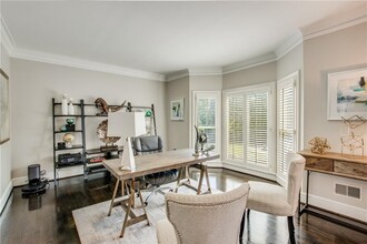 2995 Coles Way in Atlanta, GA - Building Photo - Building Photo