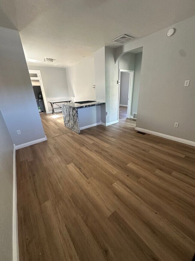 910 W 600 S in Salt Lake City, UT - Building Photo - Building Photo
