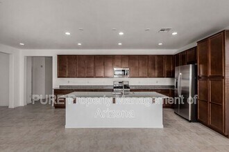 23970 N 148th Dr in Sun City West, AZ - Building Photo - Building Photo