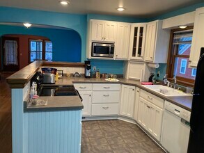 335 Water St in Iola, WI - Building Photo - Building Photo