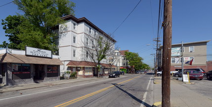 502-510 Dexter St in Central Falls, RI - Foto de edificio - Building Photo