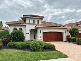 9064 Cherry Oaks Tr in Naples, FL - Building Photo