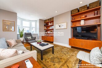 83 E Brookline St, Unit 3 in Boston, MA - Building Photo - Building Photo