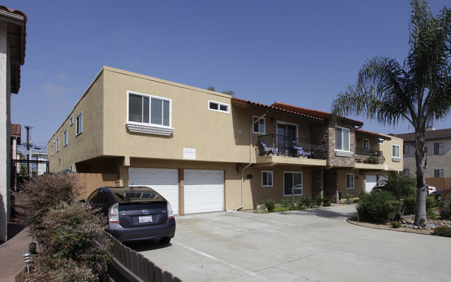 4378-4386 Idaho St in San Diego, CA - Building Photo - Building Photo