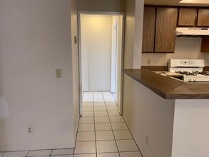 700 W 3rd St, Unit A101 in Santa Ana, CA - Building Photo - Building Photo