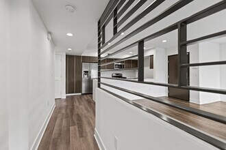 Wilcox Melrose in Los Angeles, CA - Foto de edificio - Building Photo