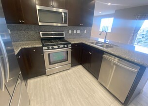 13024 Union Ave in Hawthorne, CA - Building Photo - Building Photo