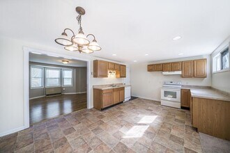 441 1st Ave in Watervliet, NY - Building Photo - Building Photo