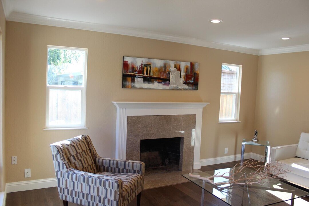 1376 Bouret Dr in San Jose, CA - Building Photo