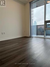 138-4138 Downes St in Toronto, ON - Building Photo - Building Photo