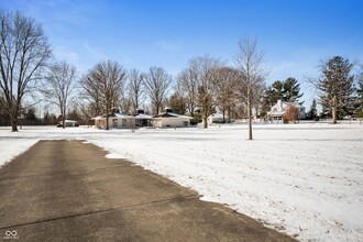 3731 W 106th St, Unit 1326 in Carmel, IN - Building Photo - Building Photo