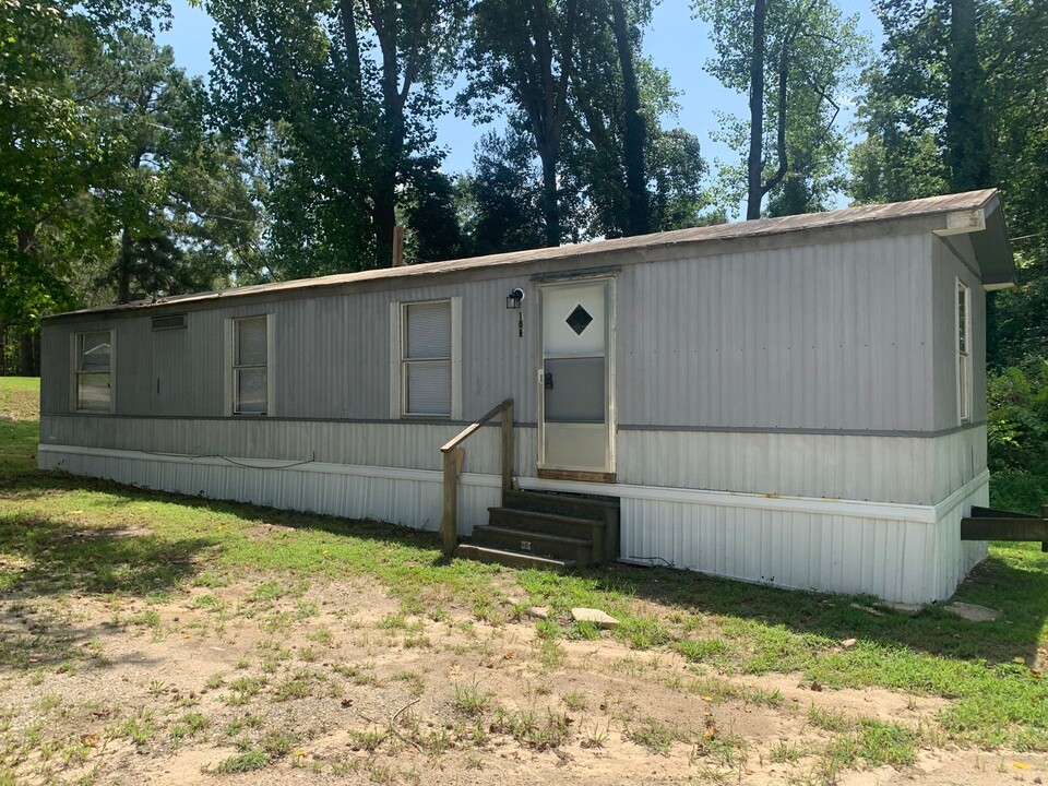 103 Ponds Ln in Rockingham, NC - Building Photo