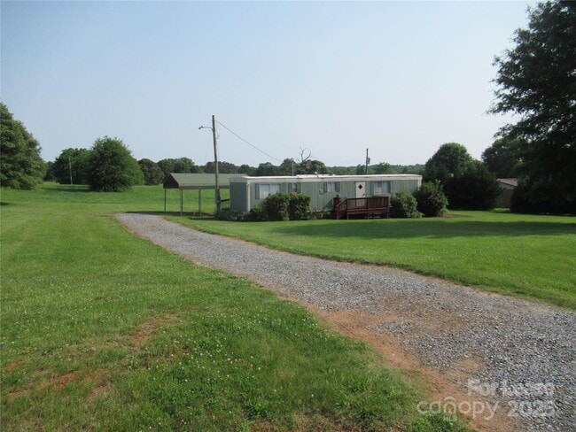 property at 3487 Avery Rd