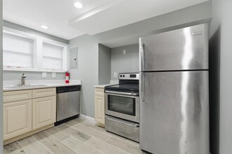 1006 K St NE in Washington, DC - Building Photo - Building Photo