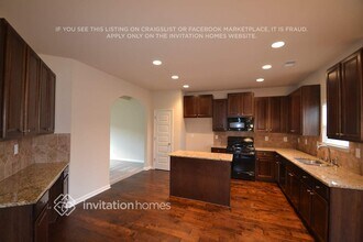 4324 Grove Lake St SW in Loganville, GA - Foto de edificio - Building Photo