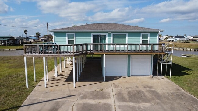 property at 1118 County Rd 204