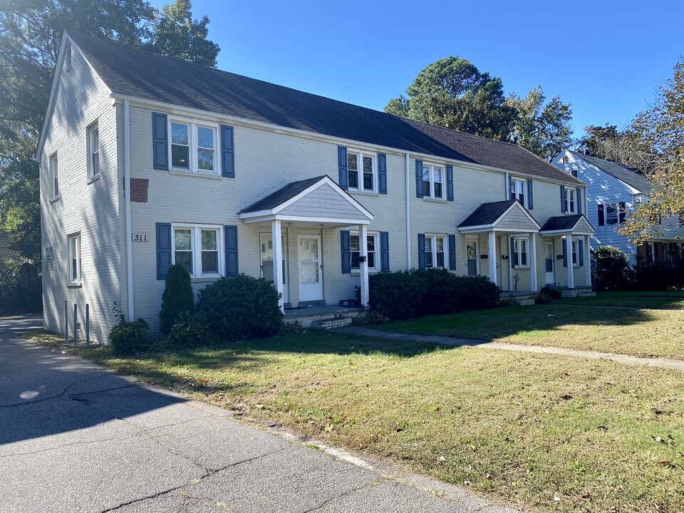 Townhomes at West Little Creek in Norfolk, VA - Building Photo