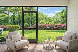 Amberton Luxury Townhomes in Naples, FL - Foto de edificio - Building Photo