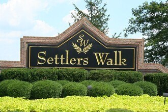 61 Old Pond Rd in Springboro, OH - Building Photo - Building Photo