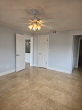 3522 NE 171 St in Miami, FL - Building Photo - Building Photo