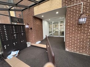 30 Hamilton St, Unit 40 in Saugus, MA - Foto de edificio - Building Photo