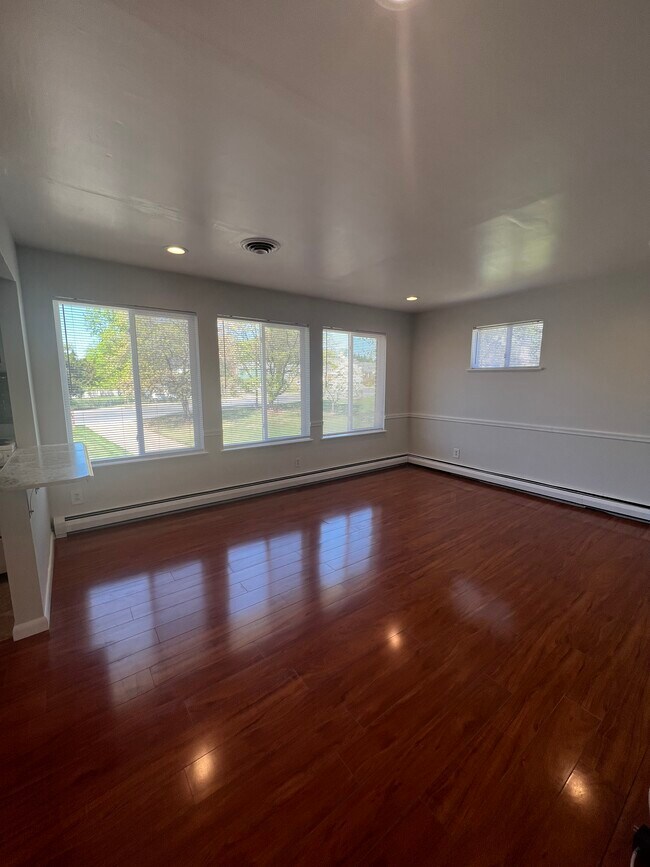 5421 Sargent Rd Rentals in Hyattsville, MD