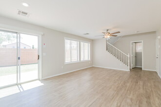 5007 Pine Mountain Ave in Las Vegas, NV - Building Photo - Building Photo