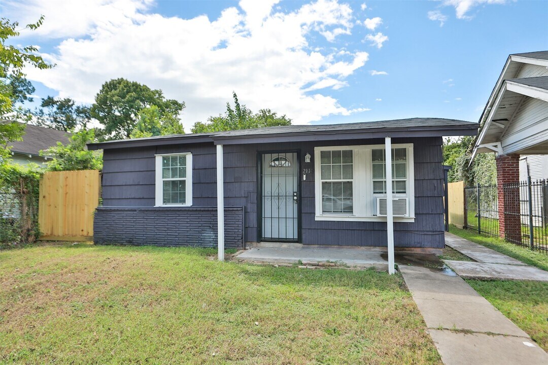 2814 Winbern St in Houston, TX - Building Photo