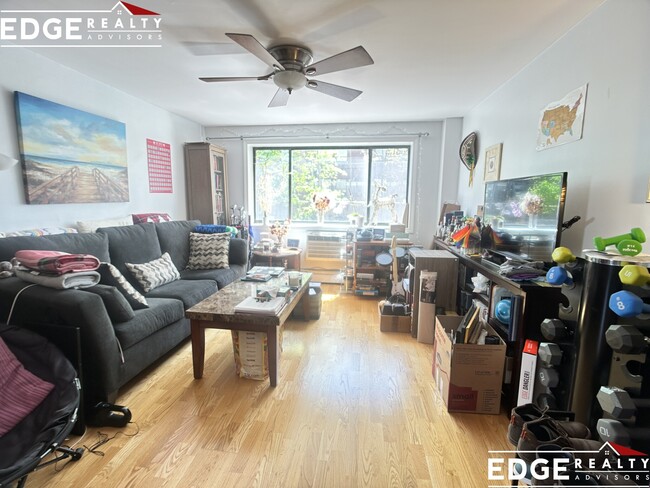 41 Walnut St, Unit 5 in Waltham, MA - Building Photo - Building Photo