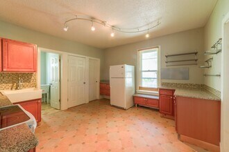 214 N Morgan Ave, Unit Unit 1 in Minneapolis, MN - Building Photo - Building Photo